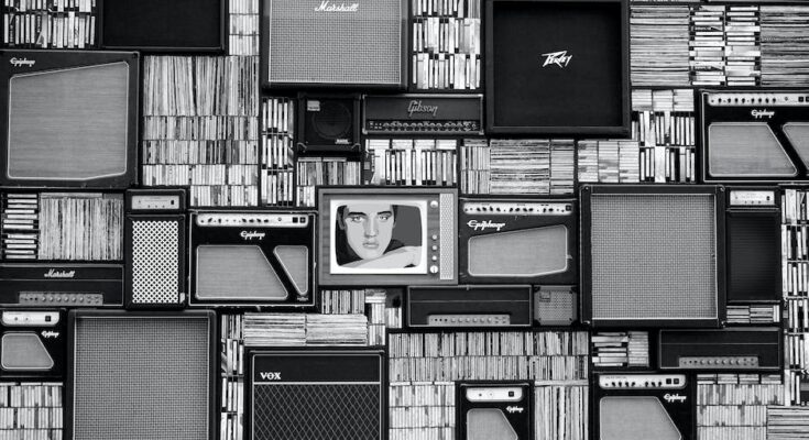 How to Produce a Pop Hit: Uncover the Secrets of Chart-Topping Tracks
