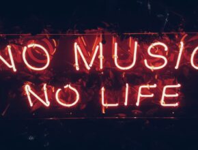 1990s Nostalgia: A Deep Dive into the Decade’s Unforgettable Music Hits