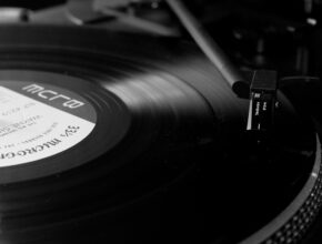 “Integrating AI into Jazz Composition: Exploring New Sonic Landscapes”