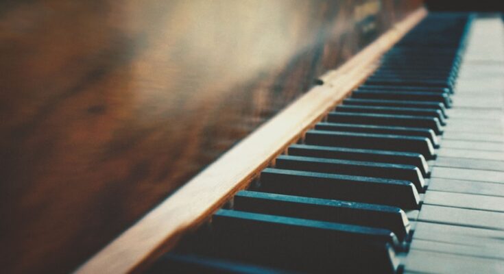 “From Concept to Composition: How AI Tools are Shaping Modern Music Creation”​