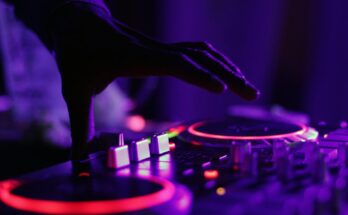 EDM’s Transformation: How Electronic Dance Music Is Influencing Pop Culture