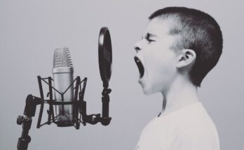 Bedroom Pop: How DIY Artists Are Changing the Music Industry